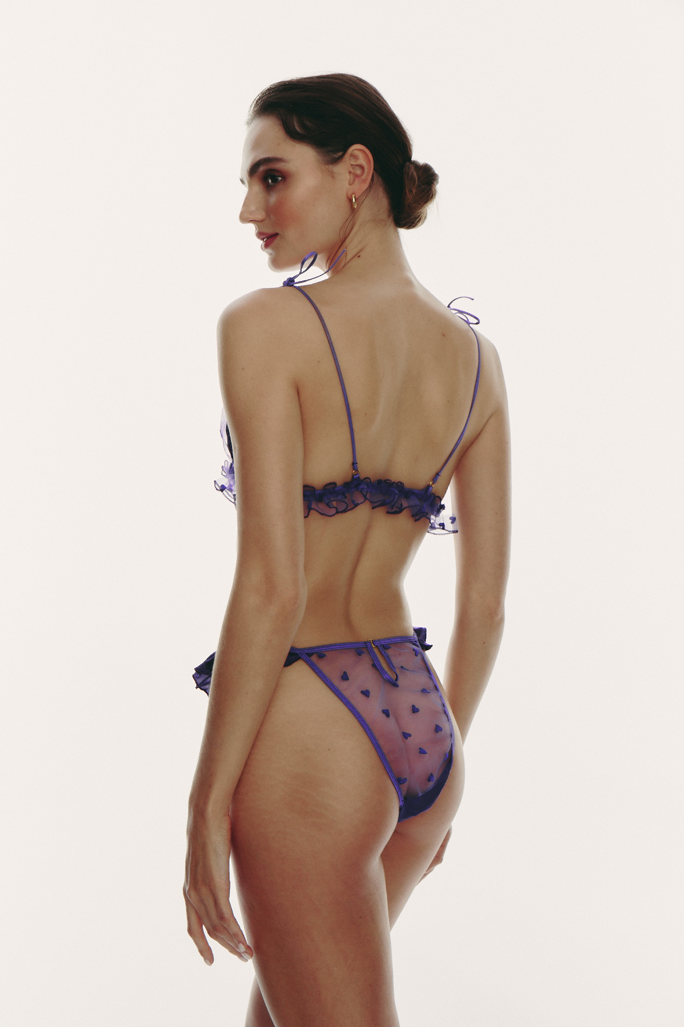 AMOUR Briefs with Frills and Silk
