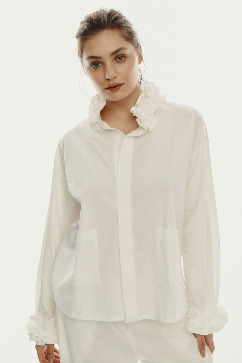 Ella - white