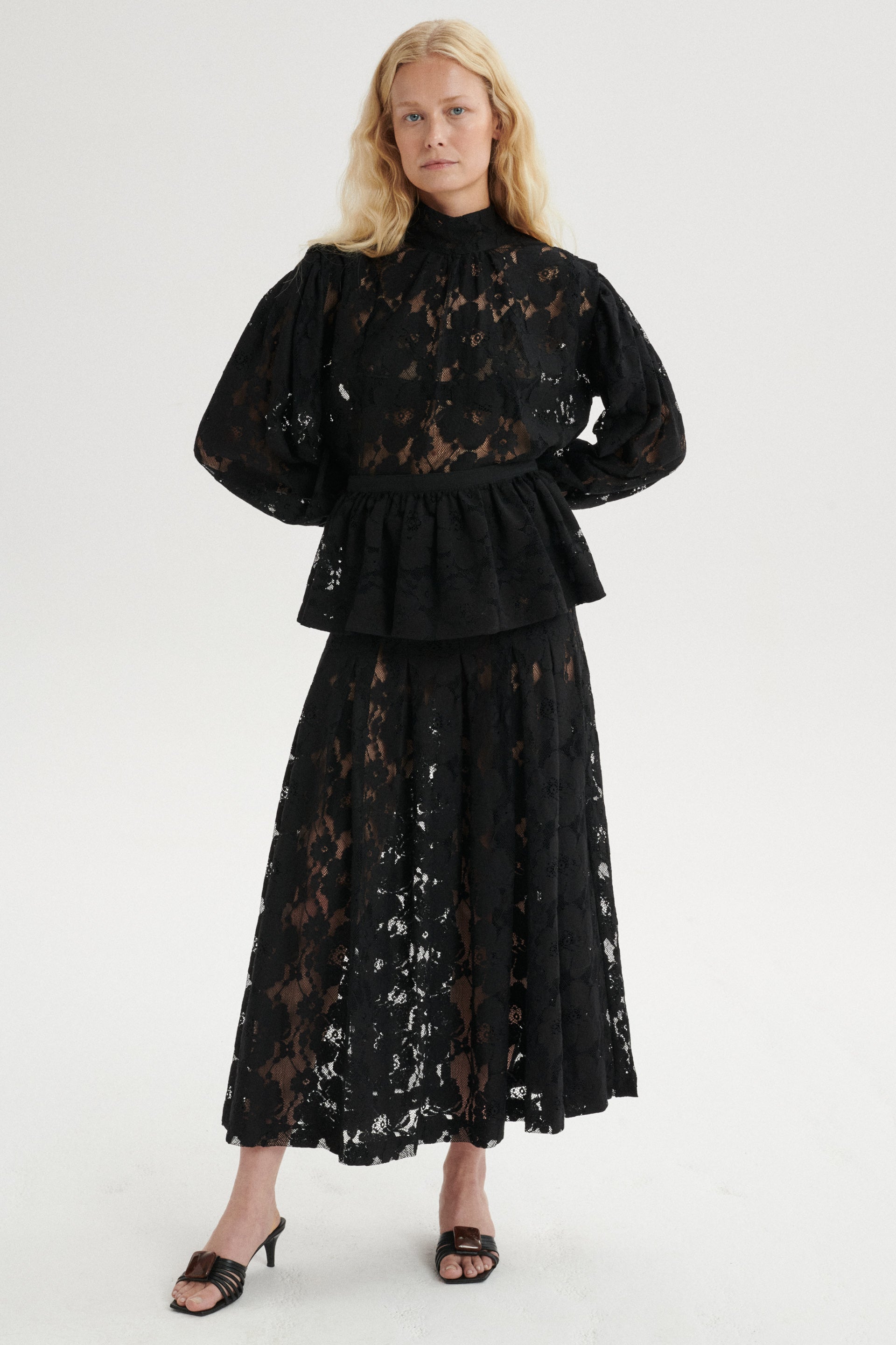 Arthur Lace Maxi Skirt - black