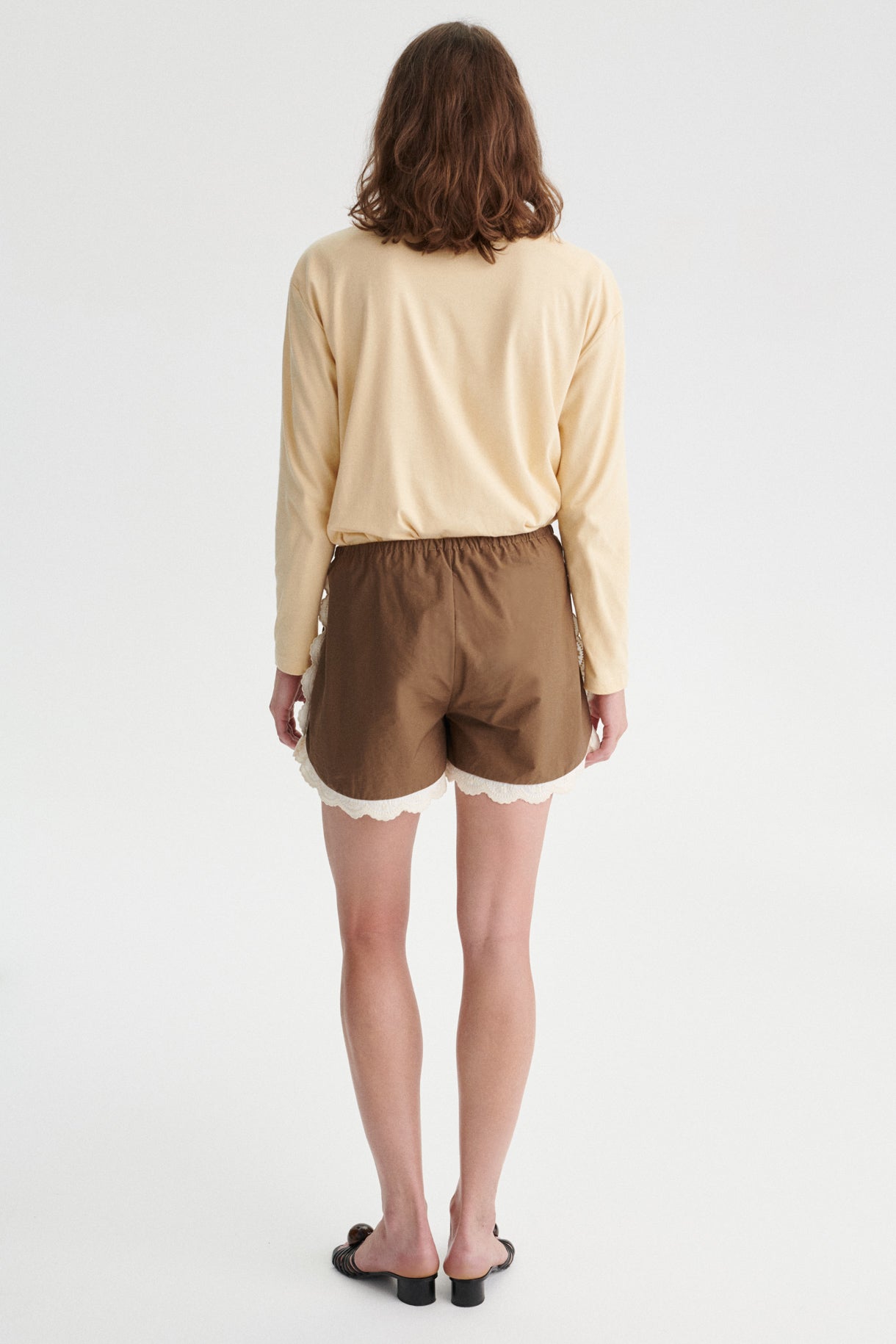 Claude Organic Cotton Shorts With Ruffle Hem