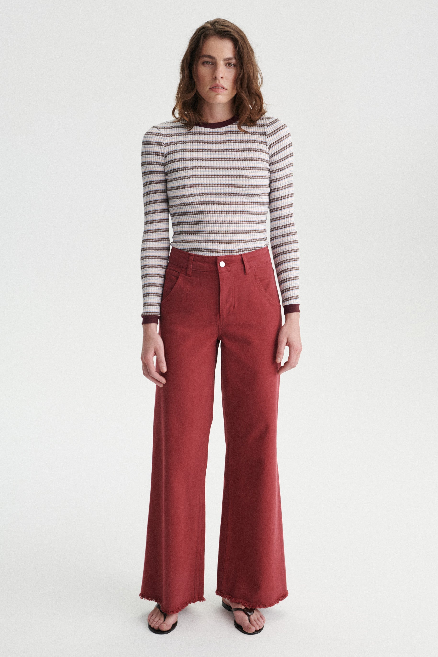 Fabrice Loose-Fit Jeans with Frayed Hem
