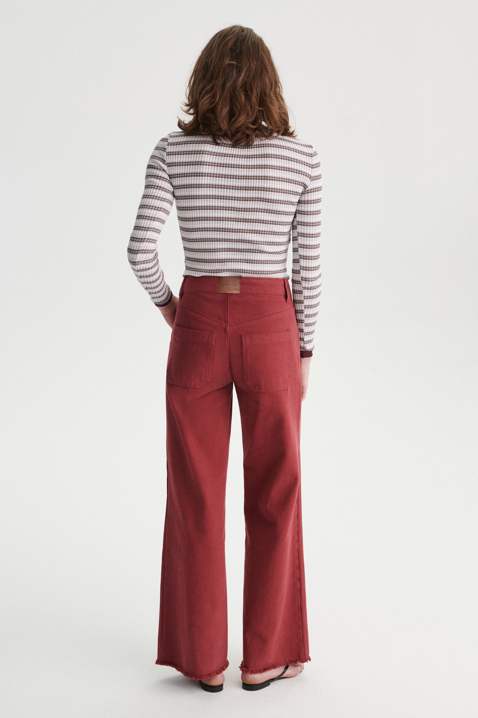 Fabrice Loose-Fit Jeans with Frayed Hem