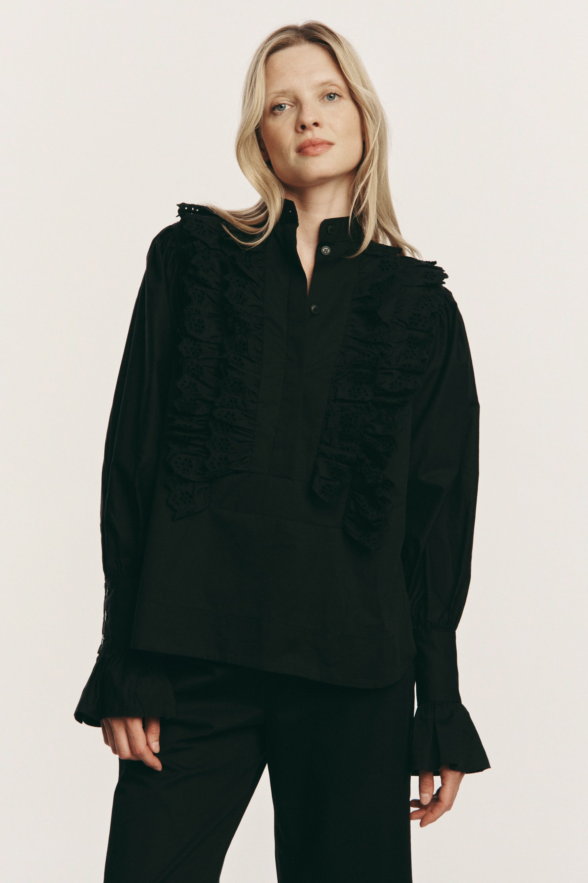 Tiago Shirt - black